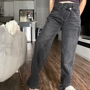 [SOLD] Asymmetrical black jeans
